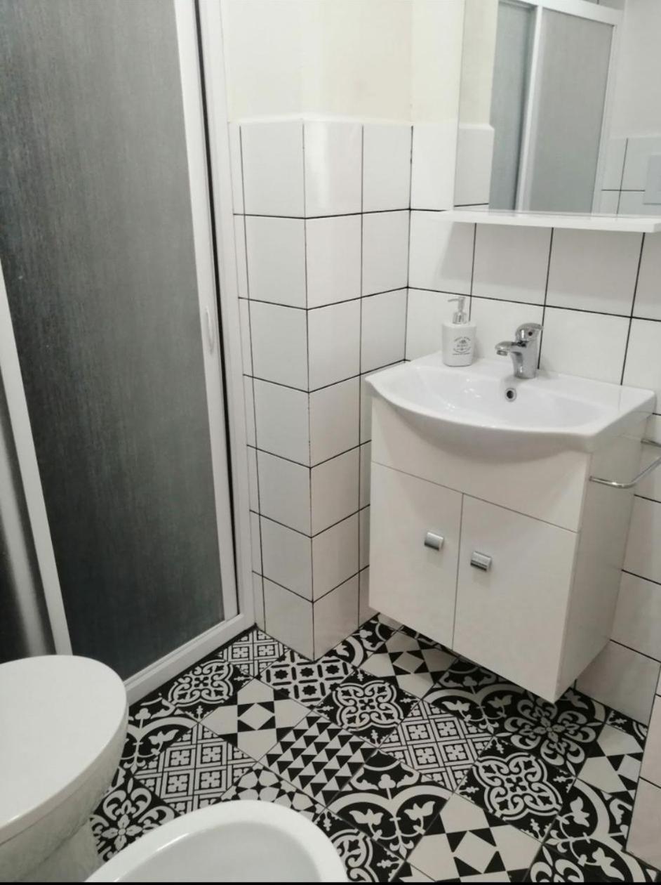 Ed.Ma Villa Шикли Екстериор снимка